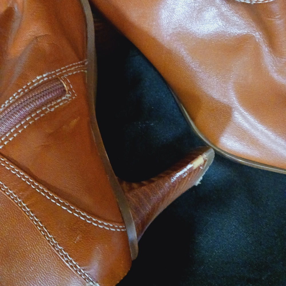 Parade Ankle Boot - Picture 3 of 4